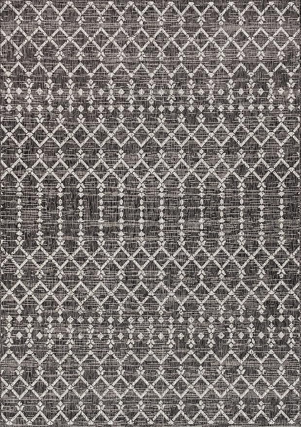 JONATHAN Y Moroccan Geometric Indoor Outdoor Area Rug 6X9 Black/Gray, Ourika Textured Weave for Backyard, Patio, Porch, Easy-Cleaning, High Traffic, Pet-Friendly, Non-Shedding (SMB108F-6)