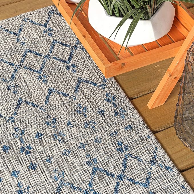 JONATHAN Y Moroccan Geometric Indoor Outdoor Area Rug 3X5 Light Gray/Navy, Ourika Textured Weave for Backyard, Patio, Porch, Easy-Cleaning, High Traffic, Pet-Friendly, Non-Shedding (SMB108A-3)