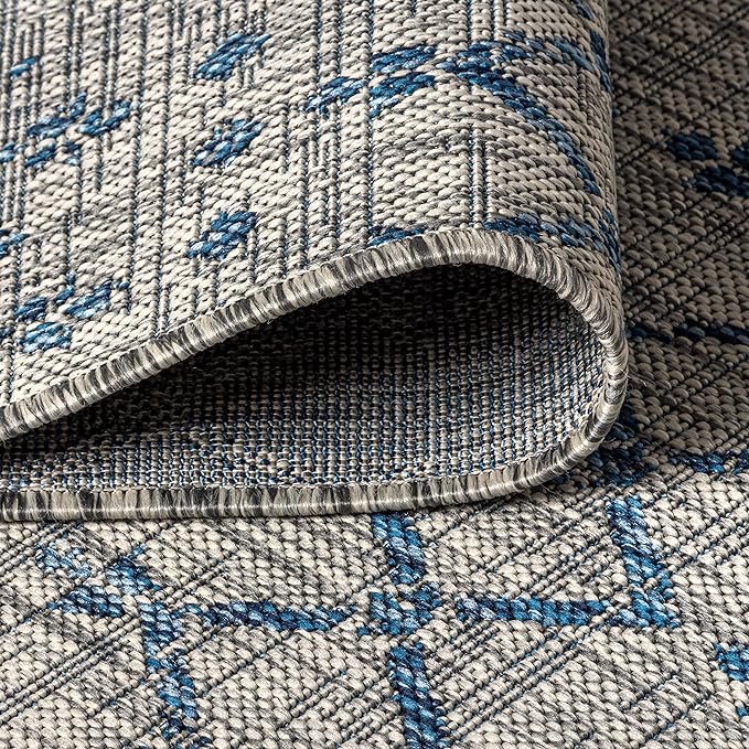 JONATHAN Y Moroccan Geometric Indoor Outdoor Area Rug 3X5 Light Gray/Navy, Ourika Textured Weave for Backyard, Patio, Porch, Easy-Cleaning, High Traffic, Pet-Friendly, Non-Shedding (SMB108A-3)