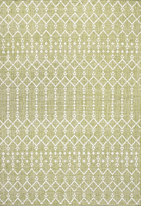 JONATHAN Y Moroccan Geometric Indoor Outdoor Area Rug 4X6 Light Green/Cream, Ourika Textured Weave for Backyard, Patio, Porch, Easy-Cleaning, High Traffic, Pet-Friendly, Non-Shedding (SMB108N-4)