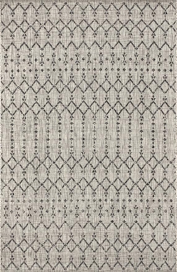 JONATHAN Y Moroccan Geometric Indoor Outdoor Area Rug 5X8 Light Gray/Black, Ourika Textured Weave for Backyard, Patio, Porch, Easy-Cleaning, High Traffic, Pet-Friendly, Non-Shedding (SMB108E-5)