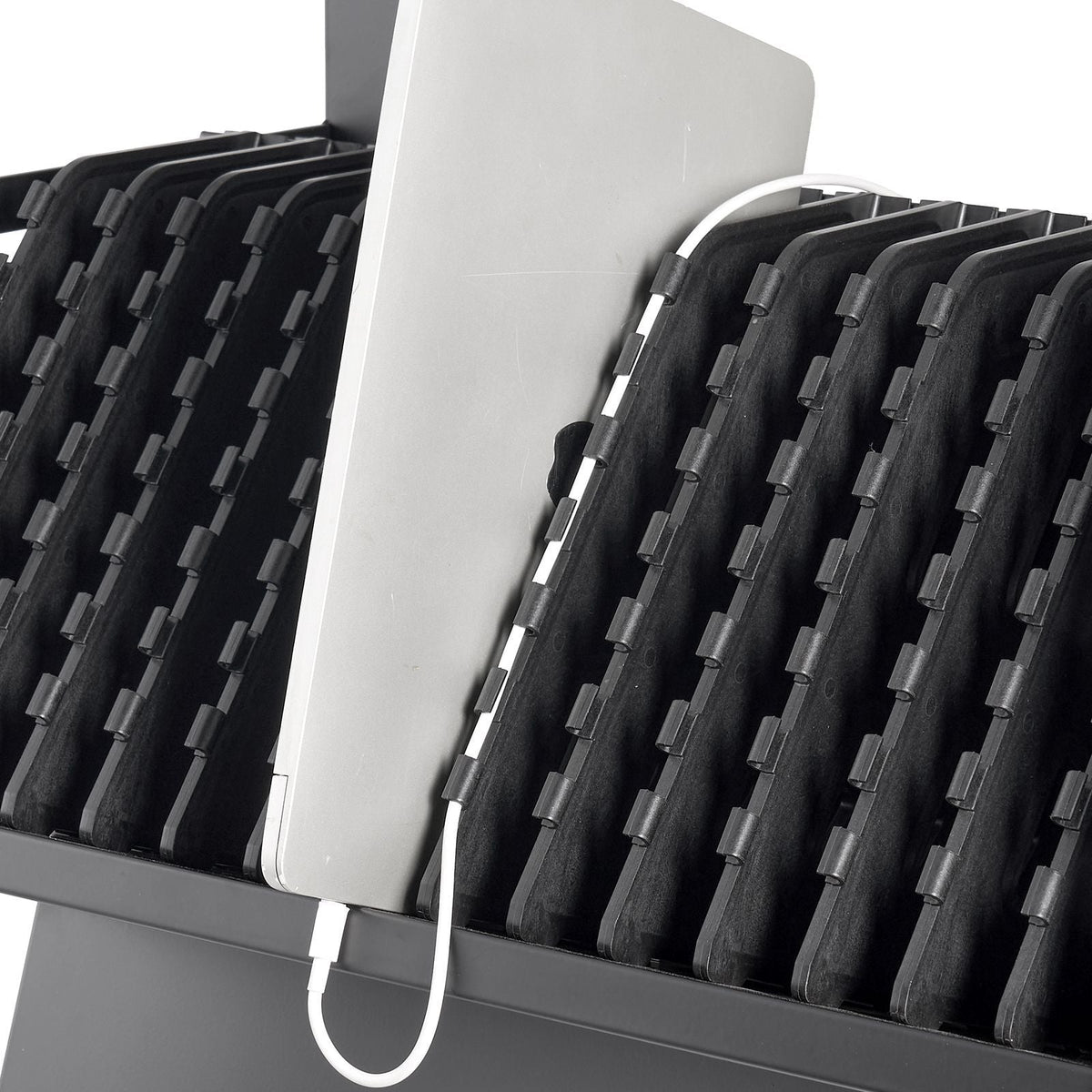Charging Cart, 16 Device Mobile Open Charging Station, Up to 15.6 in Screen Size, Office and Classroom Mobile Charging Cart, for Chromebook, Tablet and Laptop