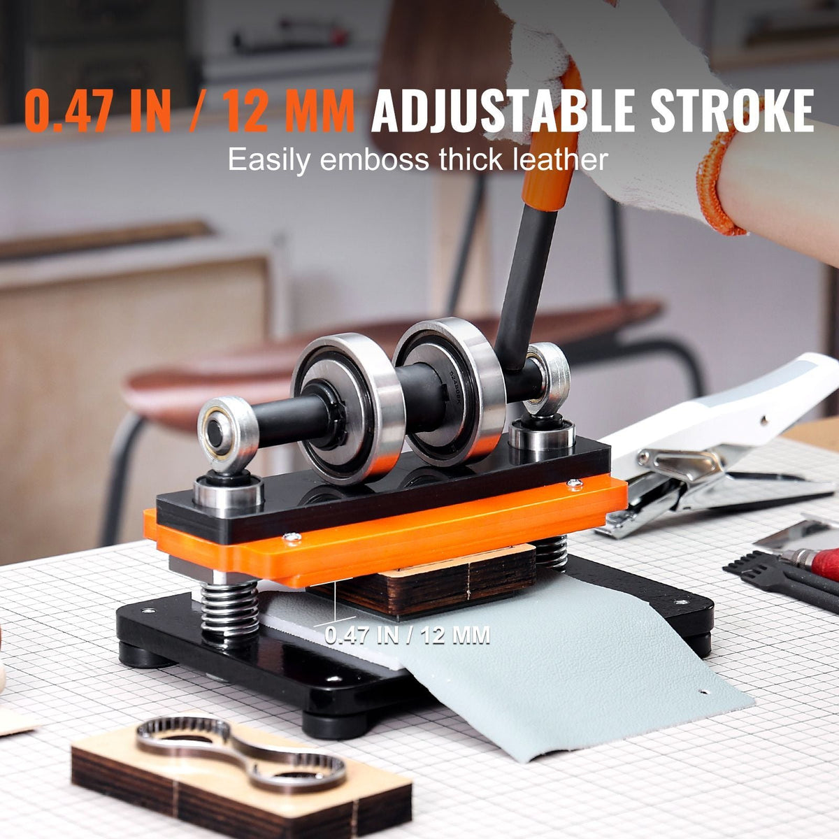 Leather Cutting Machine, 7.1 x 3.9 in Embossing Plate Manual Die Cutter, 0.47 in Pressure Stroke Dual Guide Shafts Die Cut Machine, Leather Embossing Machine for Various of Materials