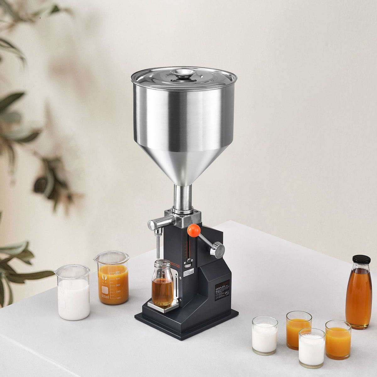 Manual Paste Liquid Filling Machine, 5-100ml Bottle Filler, Adjustable Bottle Filling Machine, Stainless Steel Liquid Filler with Hopper for Milk Water Juice Essential Oil Shampoo Cosmetic Honey