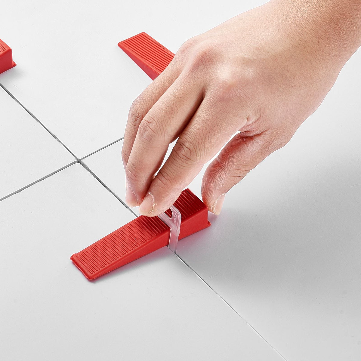 Tile Leveling System Clips, 2200-Piece DIY Tile Leveler Spacers, 1/16"(1.5 mm) Tile Leveler Clips, Tile Leveling System Tile Installation Tools for Professional Ceramic Tile, Stone Installation